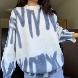 Verge Girl Along the Sidewalk Knit S/M